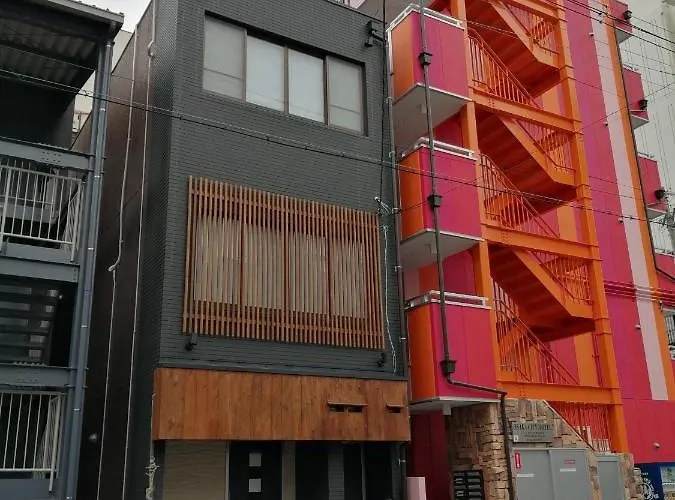 Stage Namba South